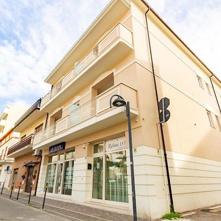 Giada 2P - Palazzina Laura Myho Casa Leilighet Tortoreto Eksteriør bilde